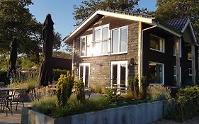 B&B Gebakhuus